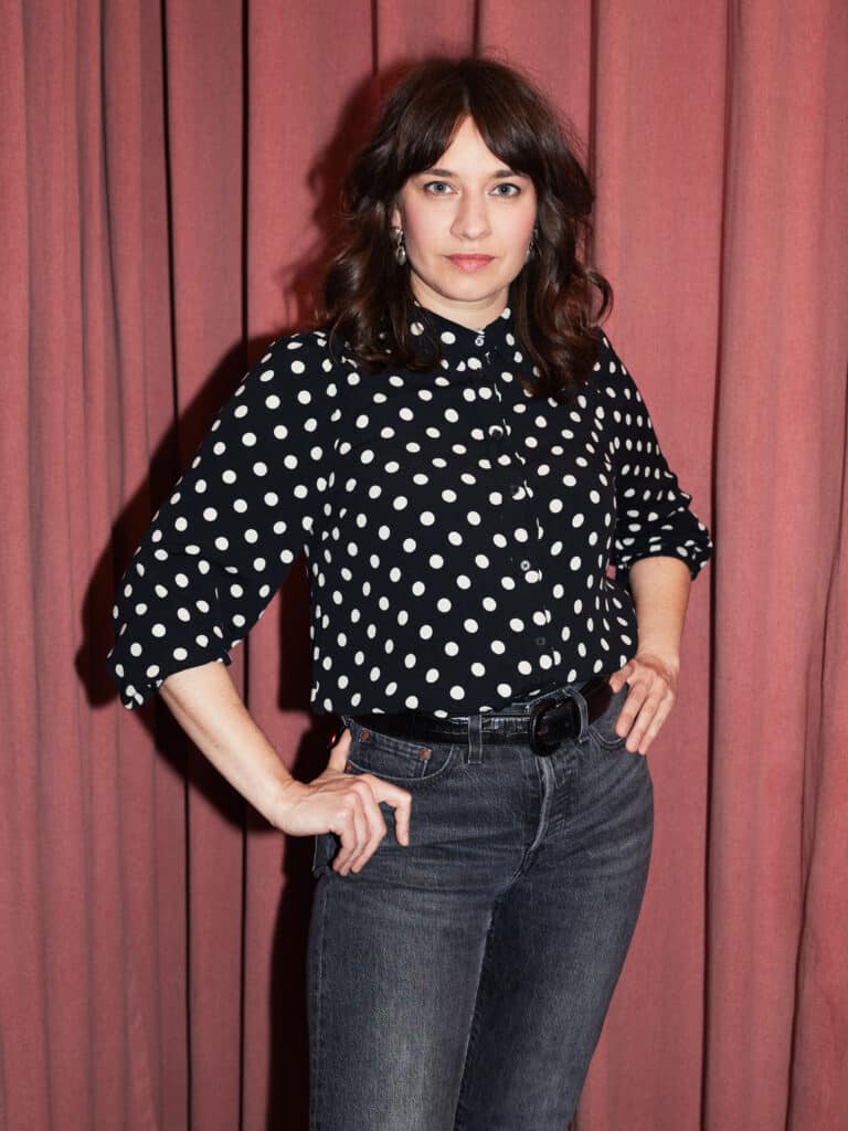 Katie, stylist